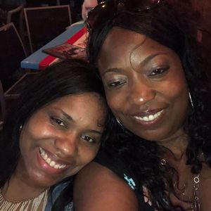 Meet your Posher, Kitia